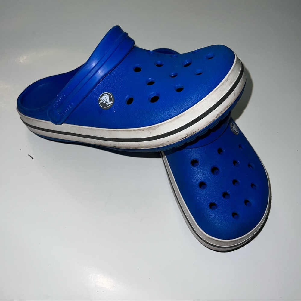 CROCS Blue Footbed with White Details
